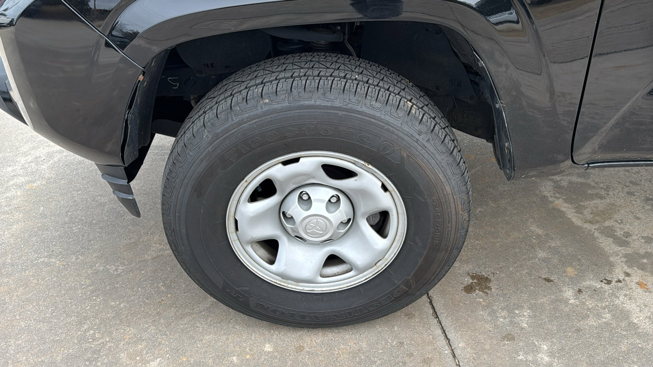 Used 2023 Toyota Tacoma SR5 image 24