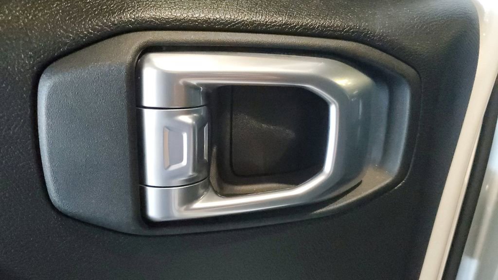 Used 2021 Jeep Gladiator Mojave w/ Trailer Tow Package image 16