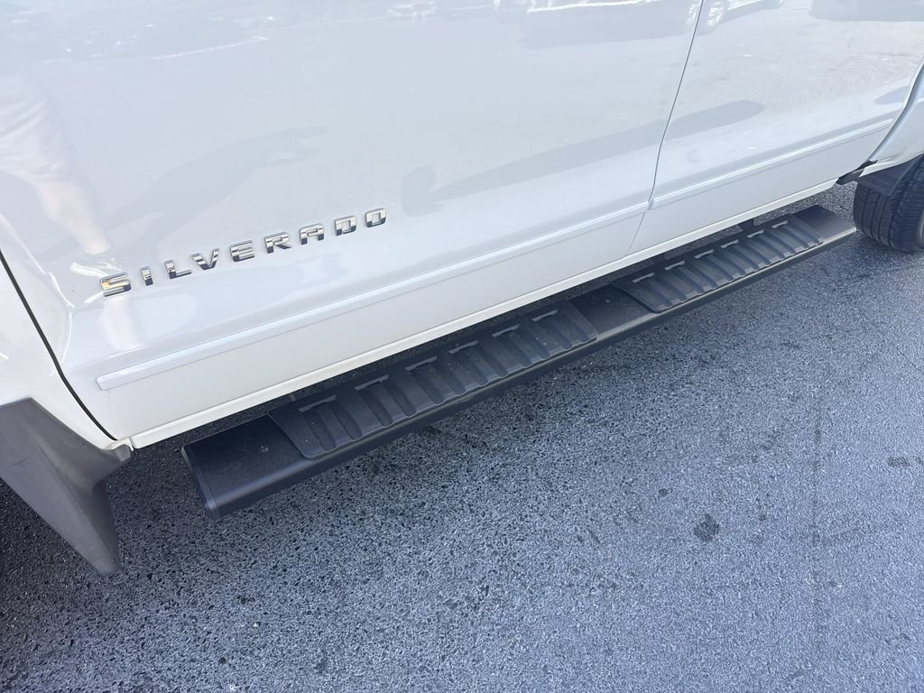 Used 2018 Chevrolet Silverado 1500 LT w/ All Star Edition image 25