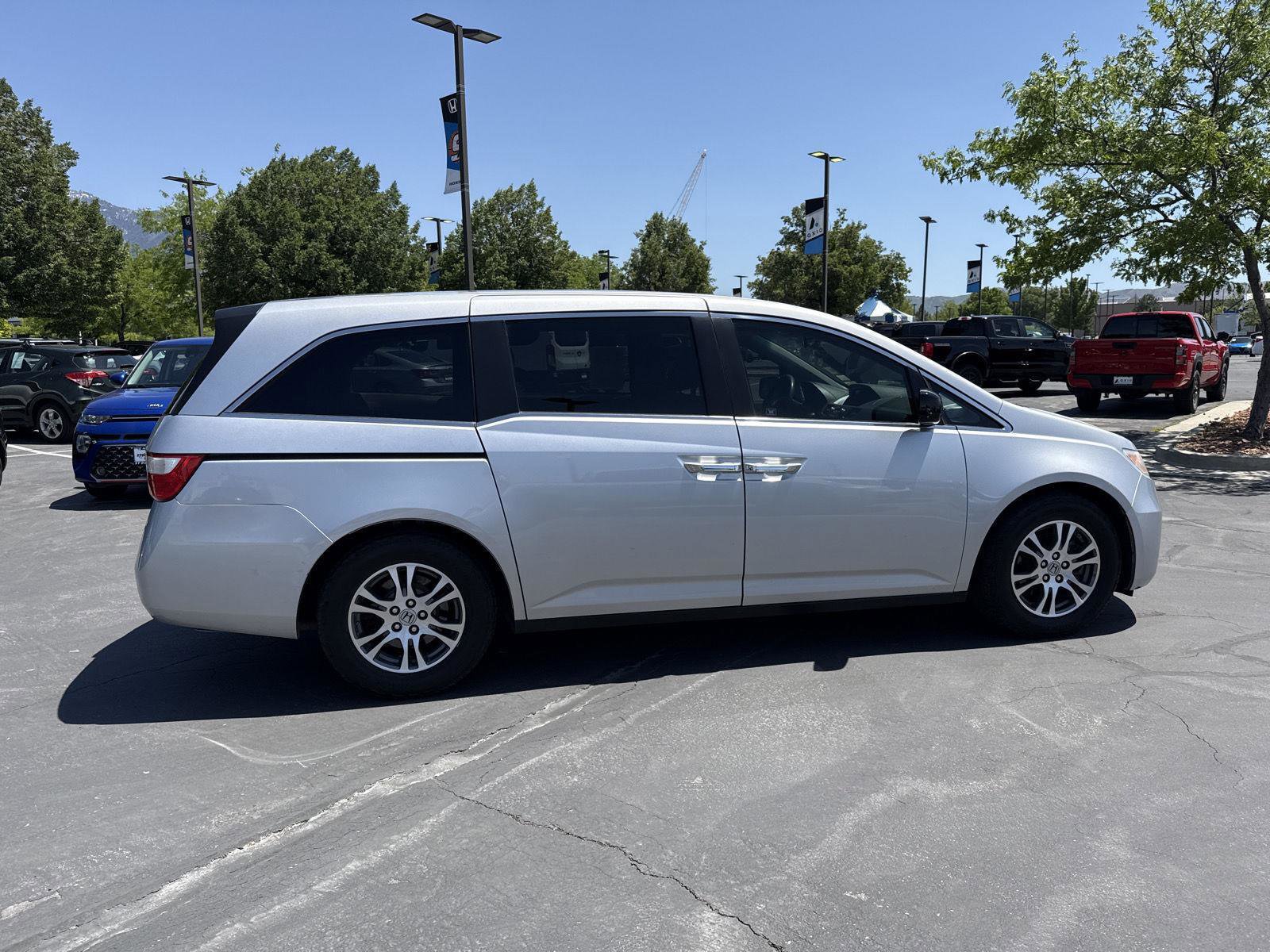 Used 2012 Honda Odyssey EX image 5
