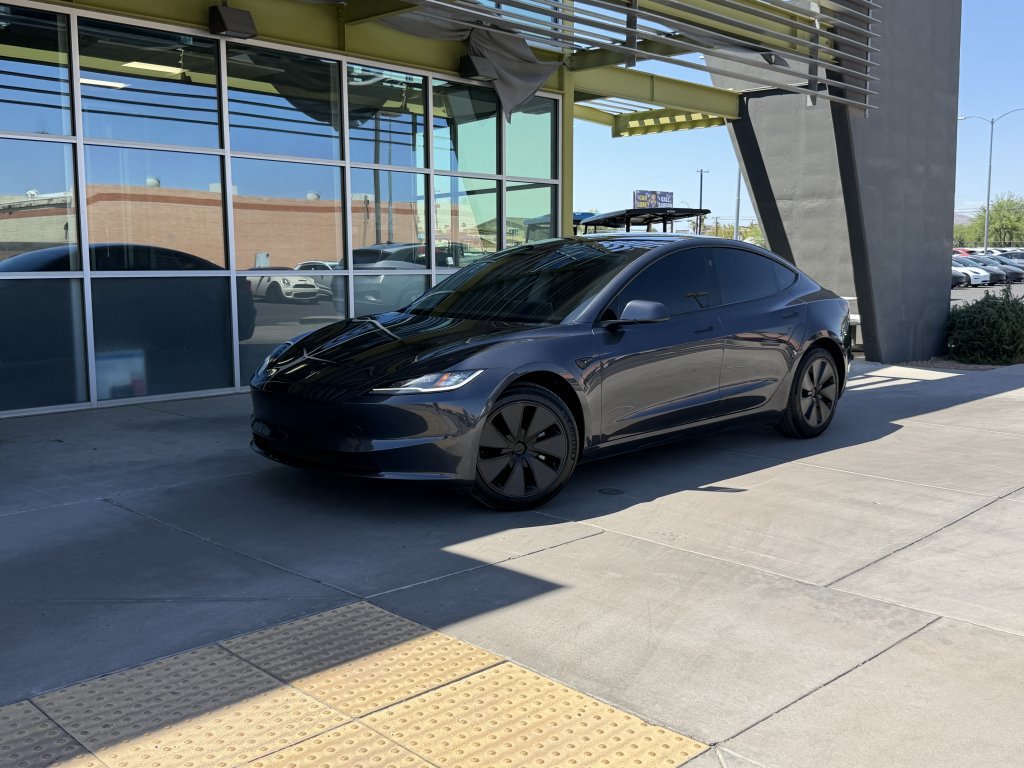 Used 2025 Tesla Model 3 Long Range RWD image 1