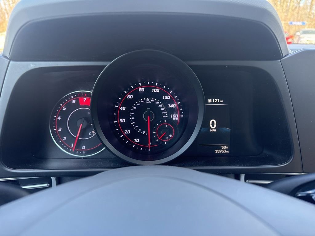 Used 2023 Hyundai Elantra SEL image 21