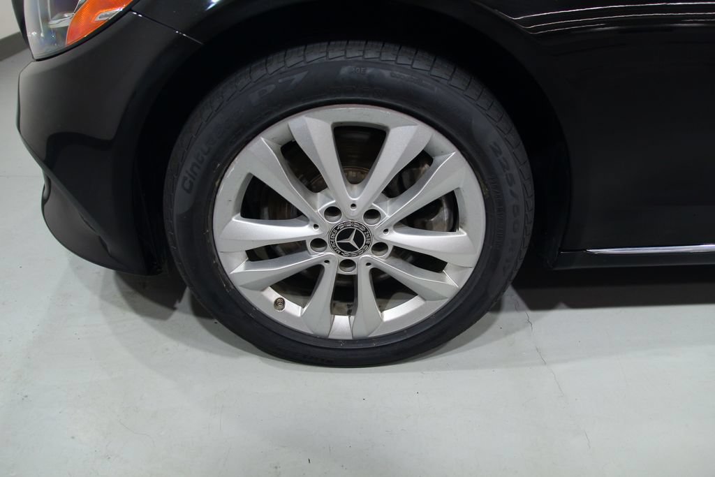 Certified 2019 Mercedes-Benz C 300 4MATIC Sedan image 17