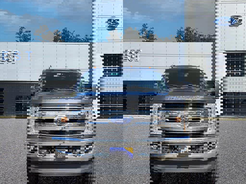 Used 2019 Ford F250 Lariat w/ Chrome Package AWD/4WD image 2