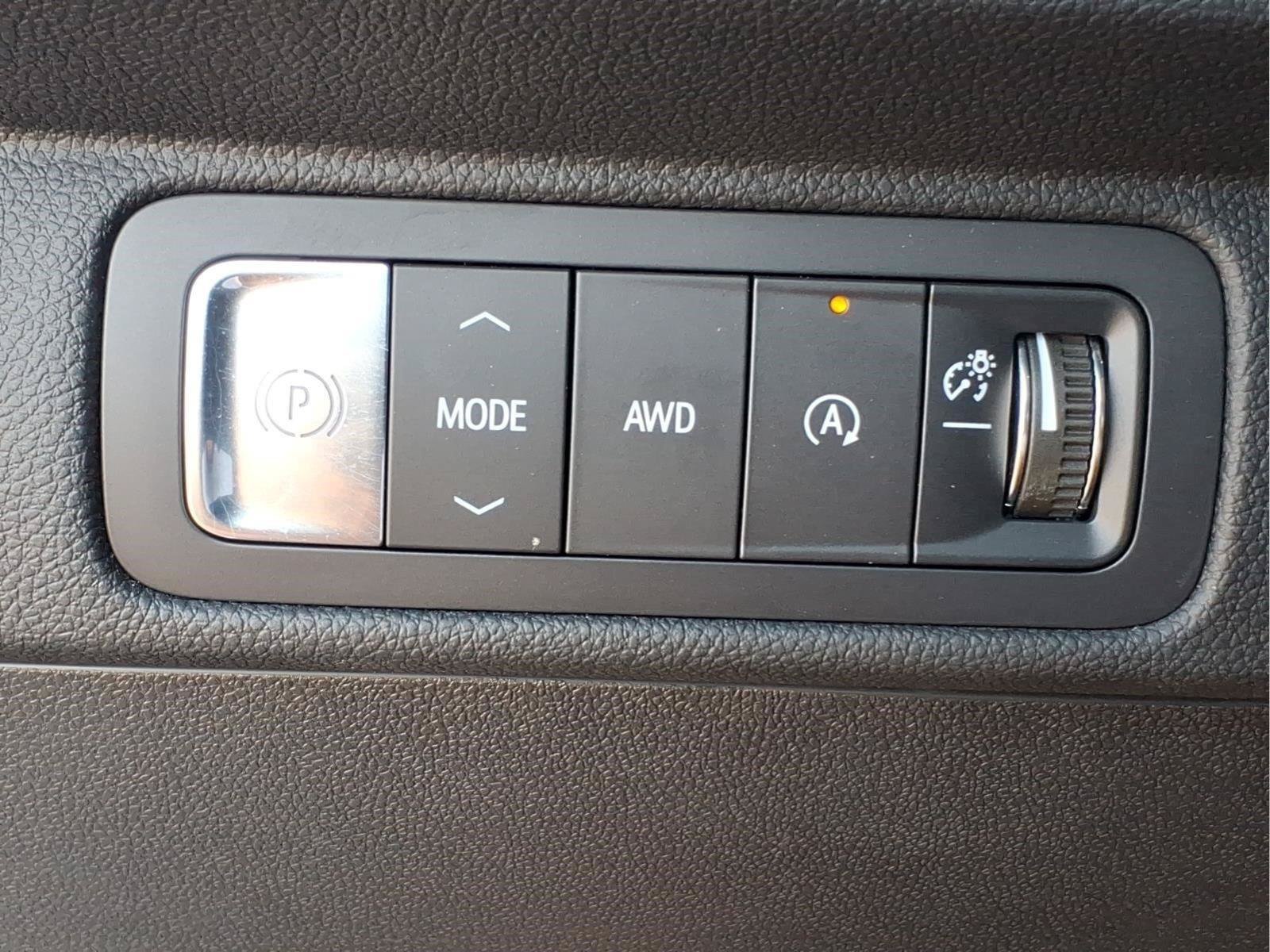 Used 2025 Chevrolet Traverse Z71 w/ Driver Confidence Package AWD/4WD image 20