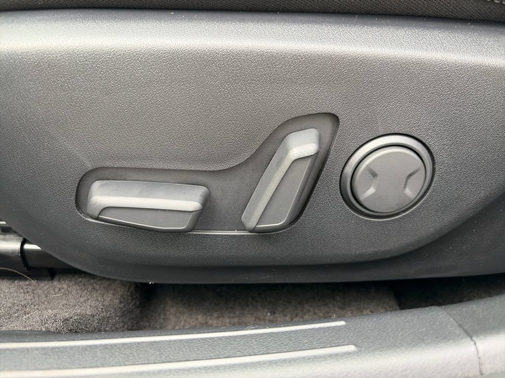 New 2026 Kia K4 GT-Line FWD image 16