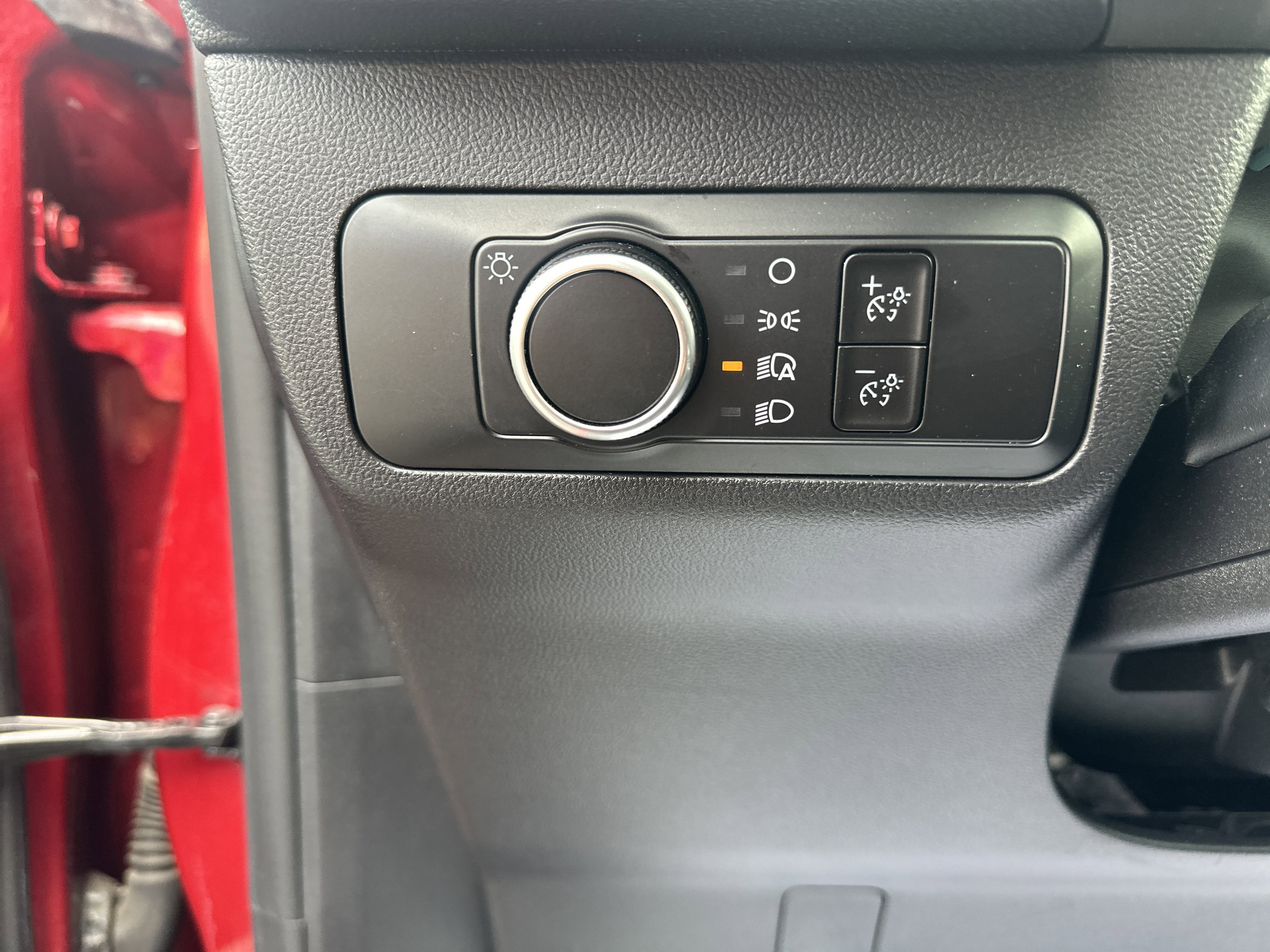 Used 2025 Ford Escape ST-Line image 9
