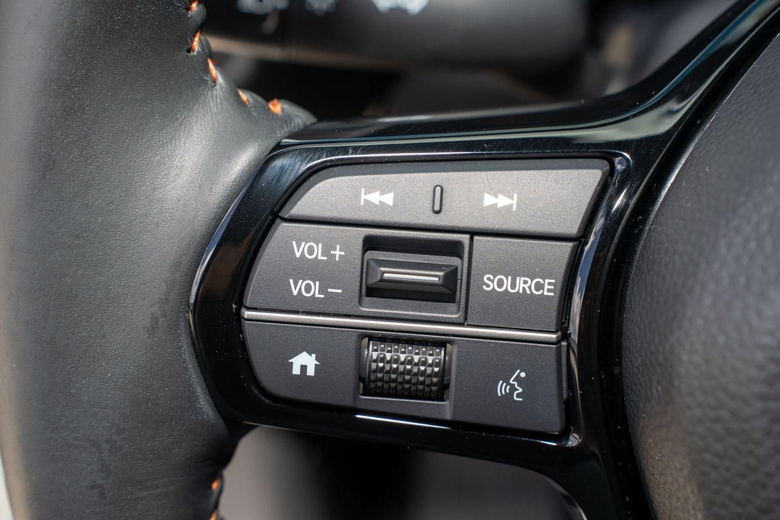 Certified 2024 Honda HR-V Sport image 31