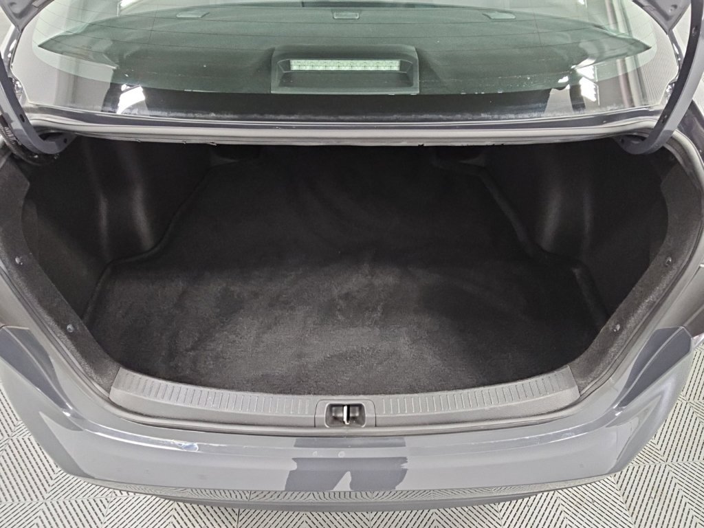 Used 2023 Toyota Corolla LE FWD image 31