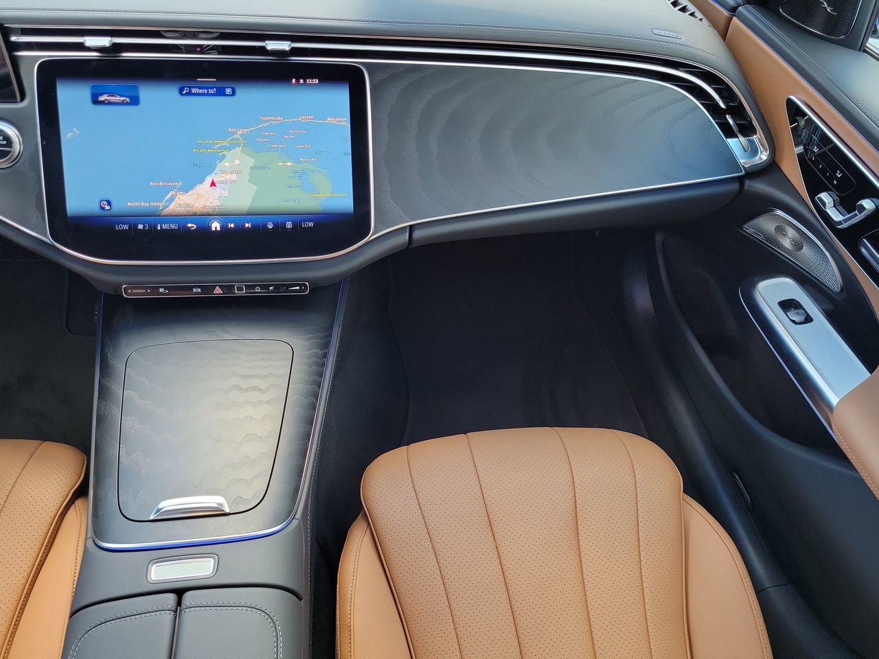 New 2026 Mercedes-Benz E 450 4MATIC Sedan image 17