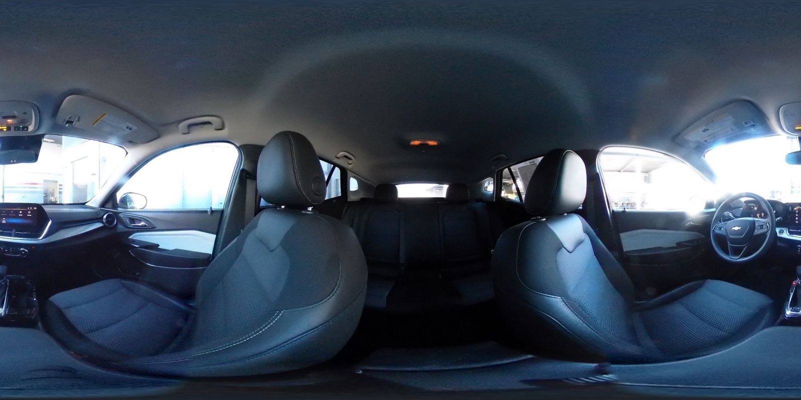 Used 2025 Chevrolet Trax LT image 41