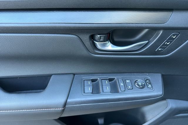 Used 2025 Honda CR-V Sport-L image 11