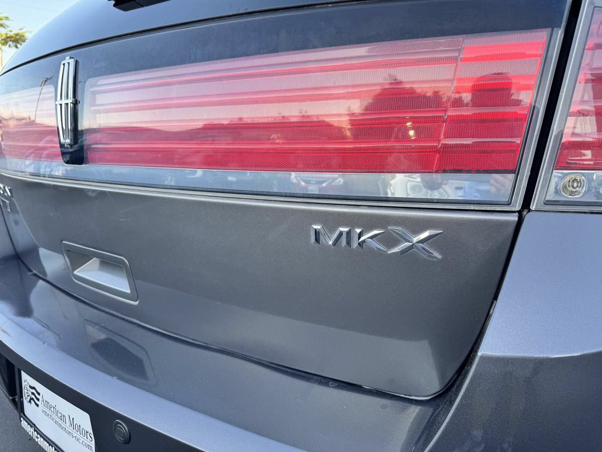 Used 2009 Lincoln MKX 2WD image 16