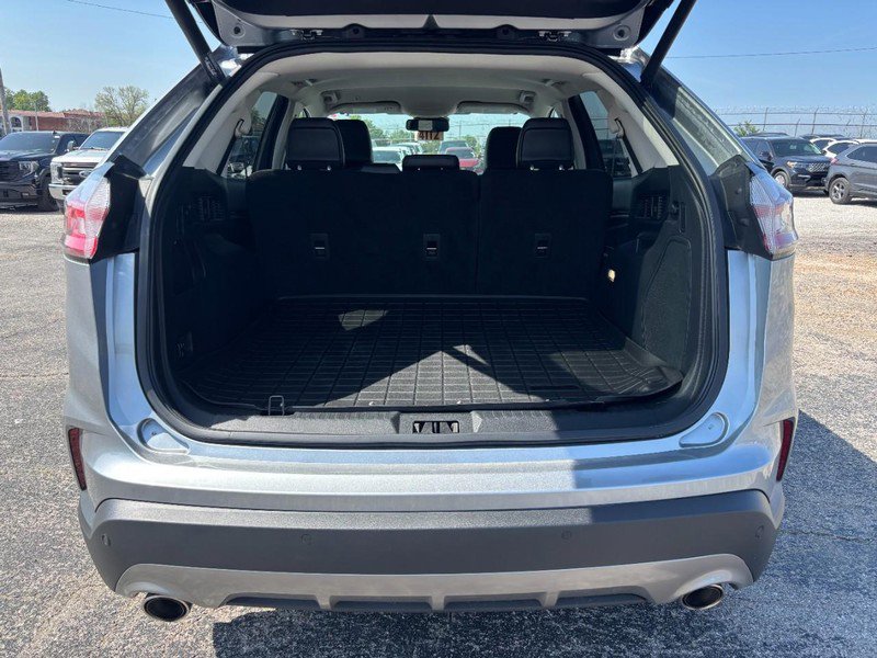 Used 2022 Ford Edge Titanium AWD/4WD image 11