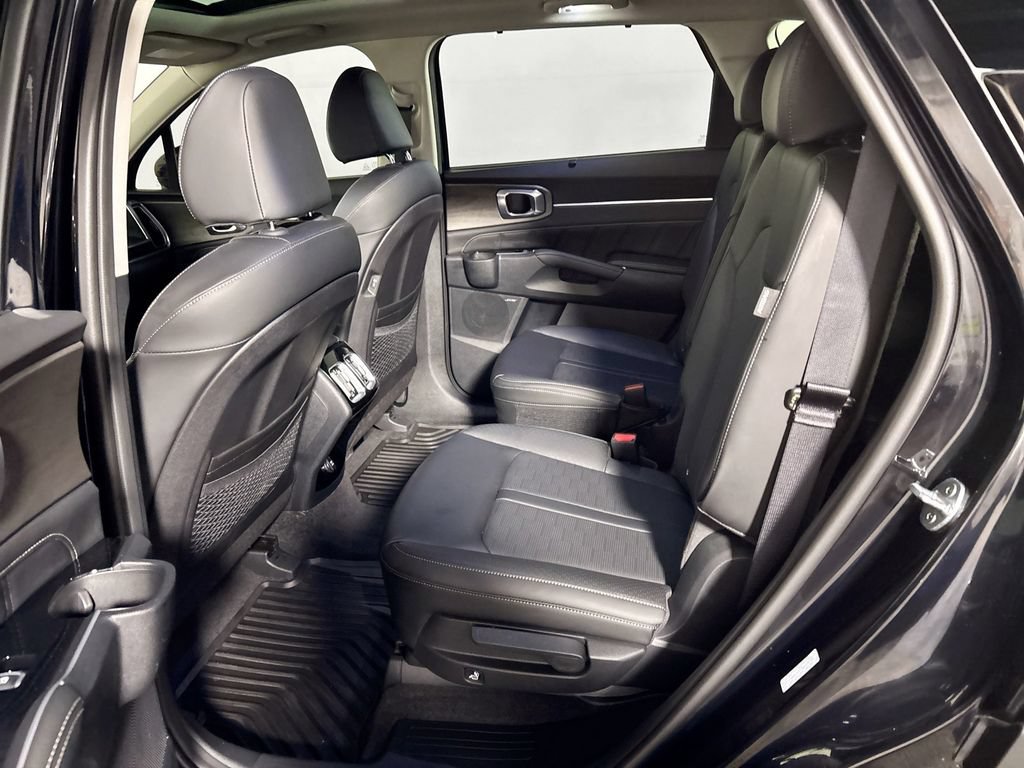 Certified 2026 Kia Sorento SX AWD/4WD image 22