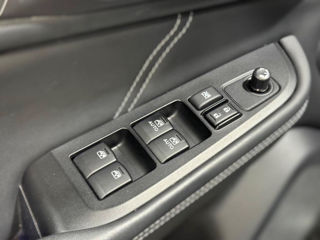 Used 2018 Subaru Legacy 3.6R Limited AWD/4WD image 34