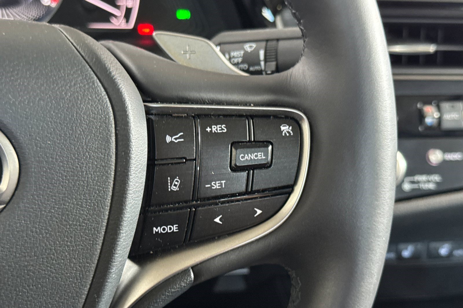 Certified 2023 Lexus ES 350 w/ Premium Package FWD image 30