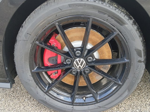 New 2026 Volkswagen Jetta GLI Autobahn FWD image 25