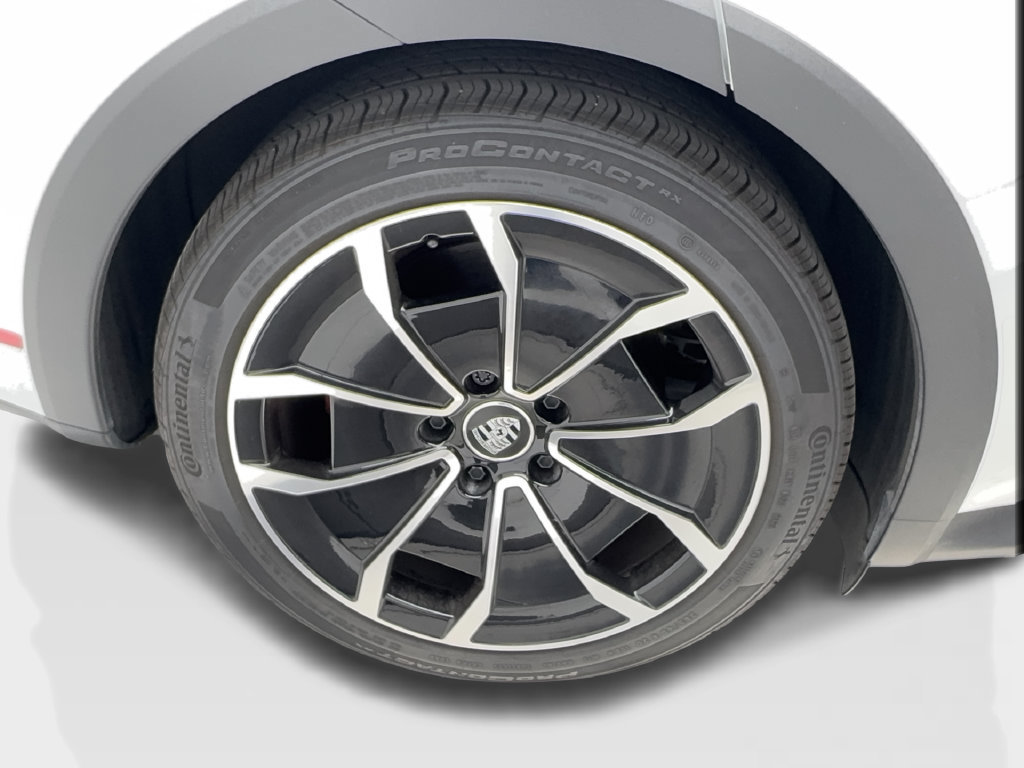Used 2024 Porsche Taycan 4S AWD/4WD image 16