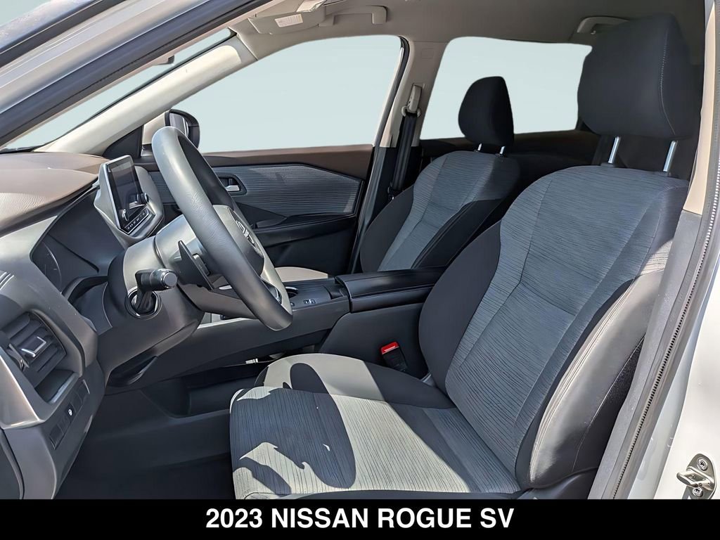 Used 2023 Nissan Rogue SV FWD image 12