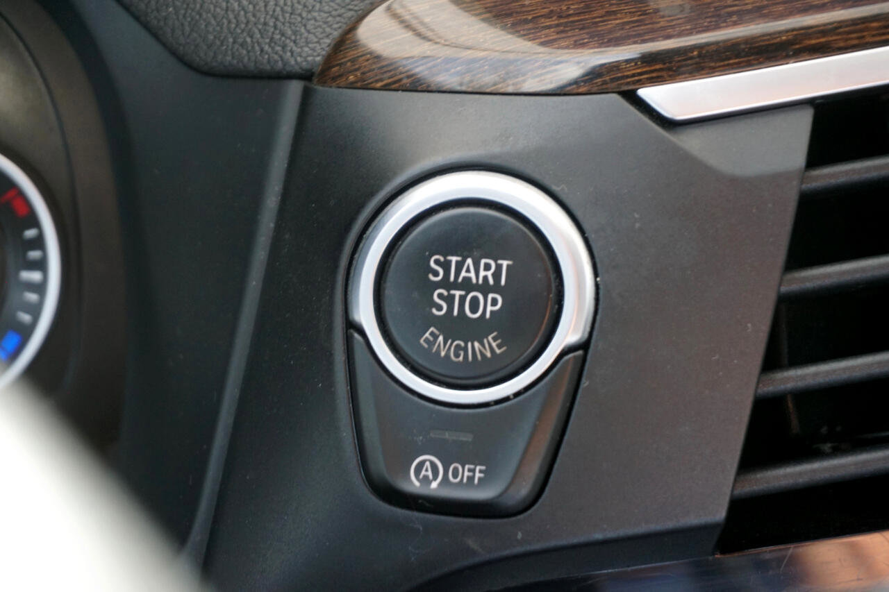 Used 2019 BMW X3 xDrive30i w/ Premium Package image 15