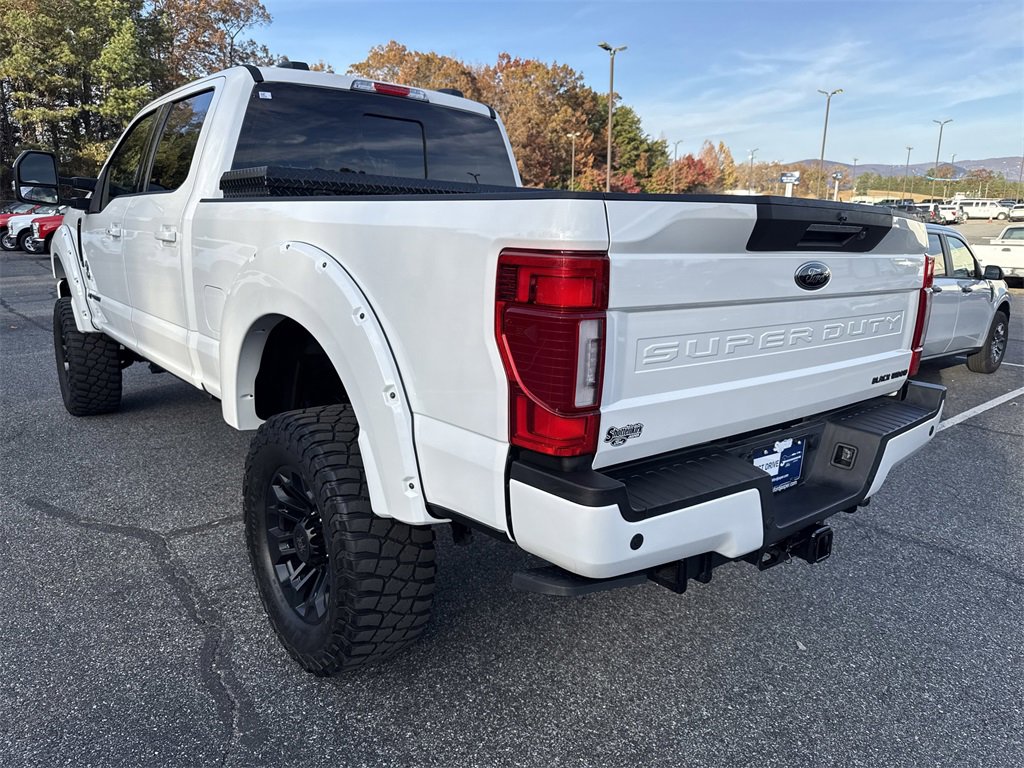 Used 2022 Ford F250 Lariat w/ Black Appearance Package image 5