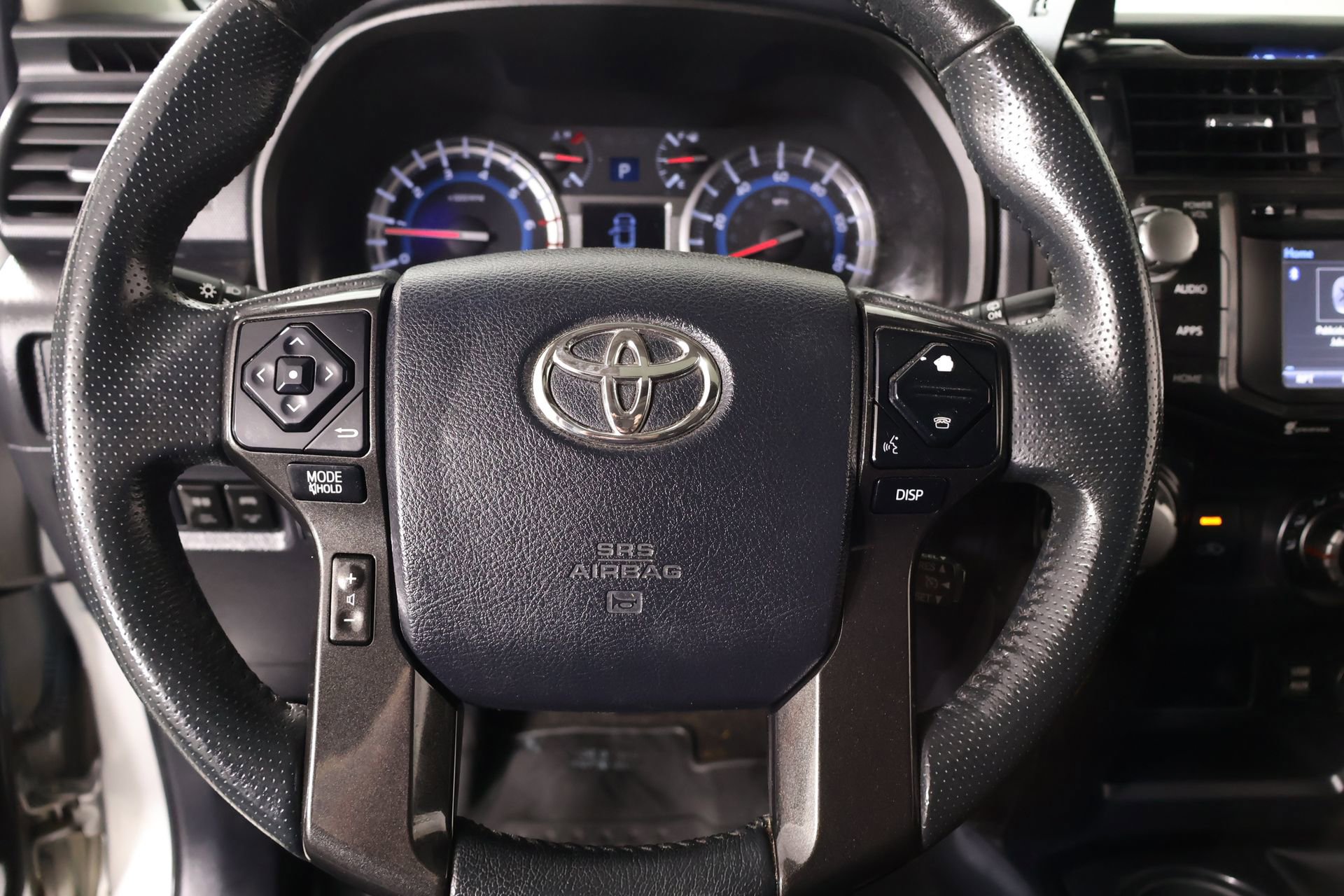 Used 2018 Toyota 4Runner TRD Off-Road Premium image 3