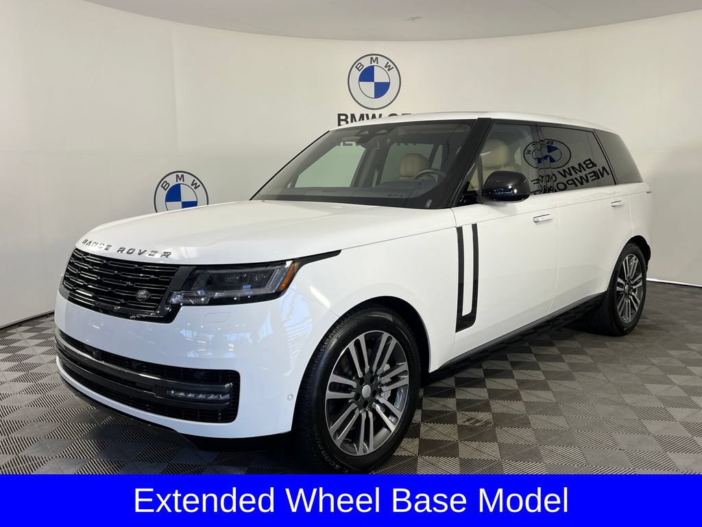 Used 2025 Land Rover Range Rover Long Wheelbase SE AWD/4WD image 4