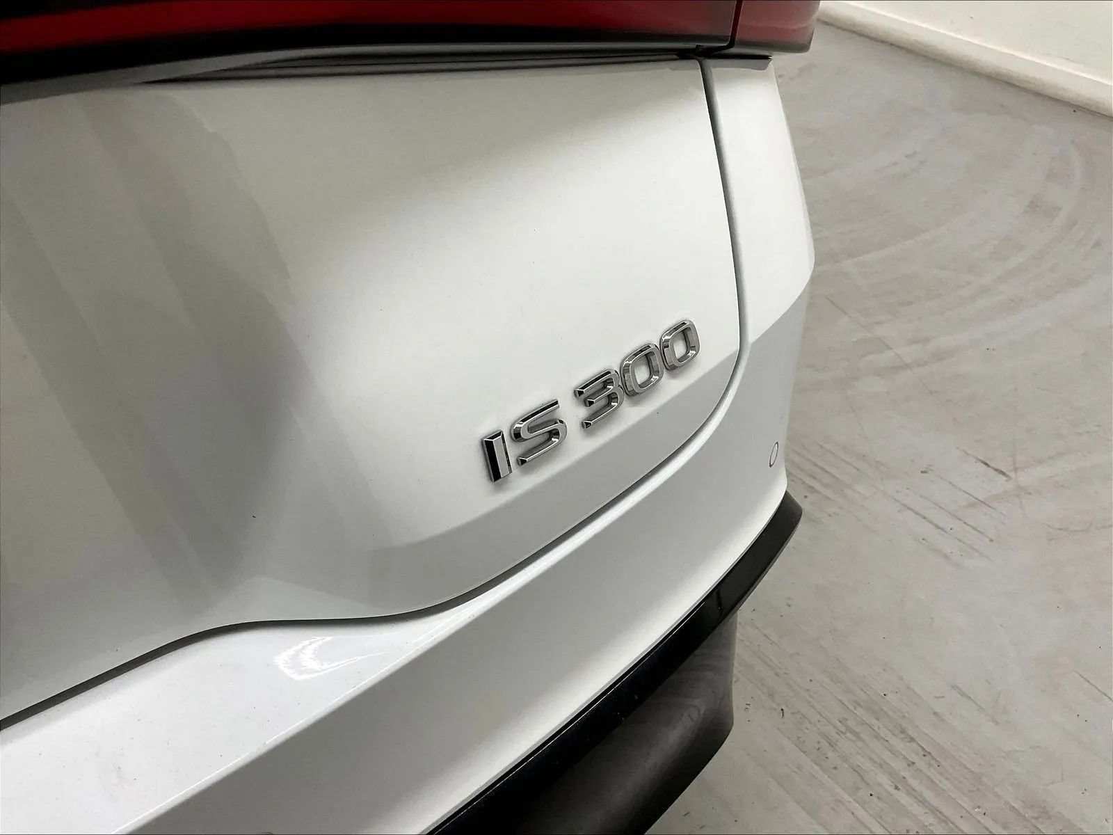 Used 2024 Lexus IS 300 F Sport RWD image 32