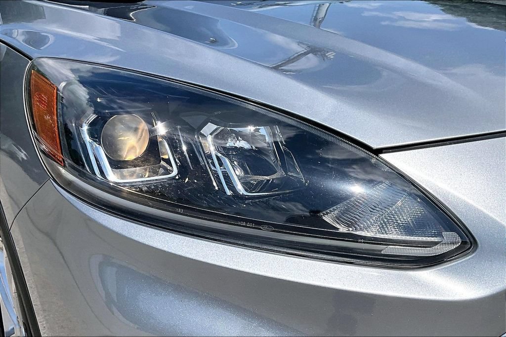 Used 2021 Ford Escape SE w/ Convenience Package FWD image 30