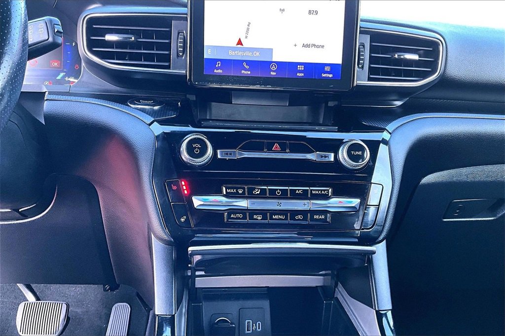 Used 2022 Ford Explorer ST image 30