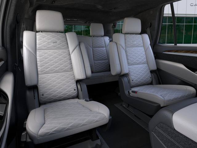 New 2026 Cadillac Escalade Platinum Sport w/ LPO, ONYX Package AWD/4WD image 17