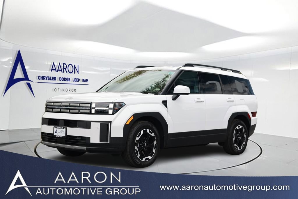 Used 2026 Hyundai Santa Fe SEL FWD image 1