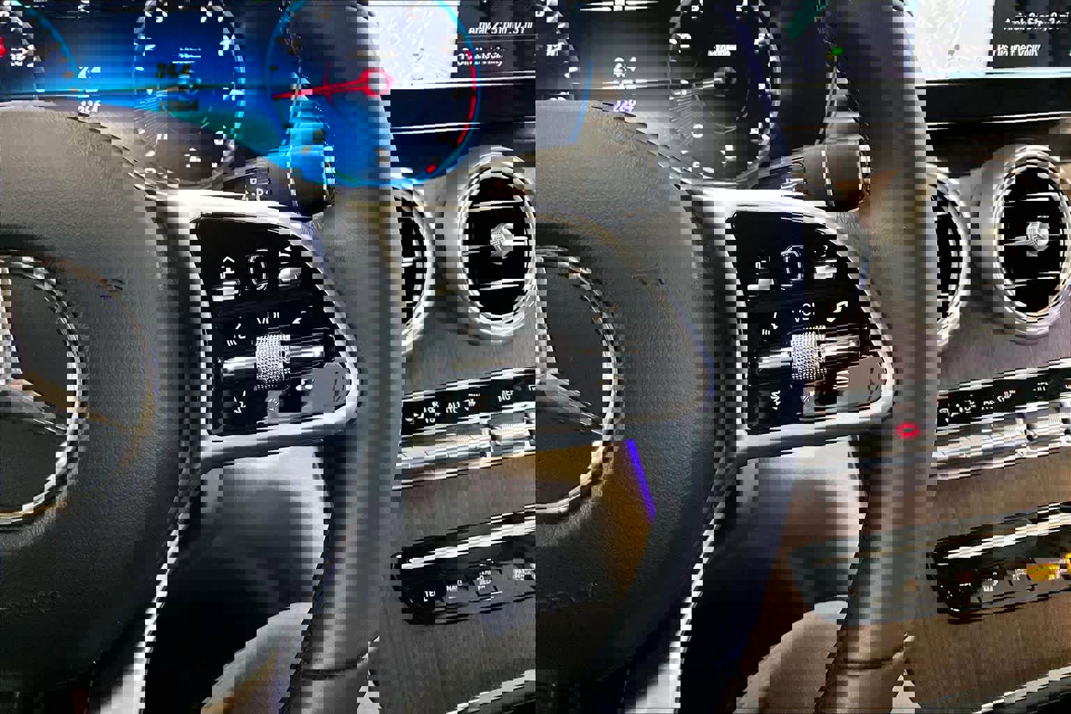 Used 2022 Mercedes-Benz GLC 300 4MATIC image 25