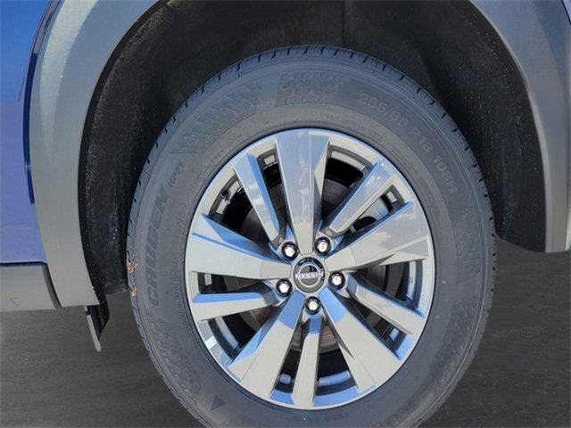 New 2025 Nissan Pathfinder SV image 10