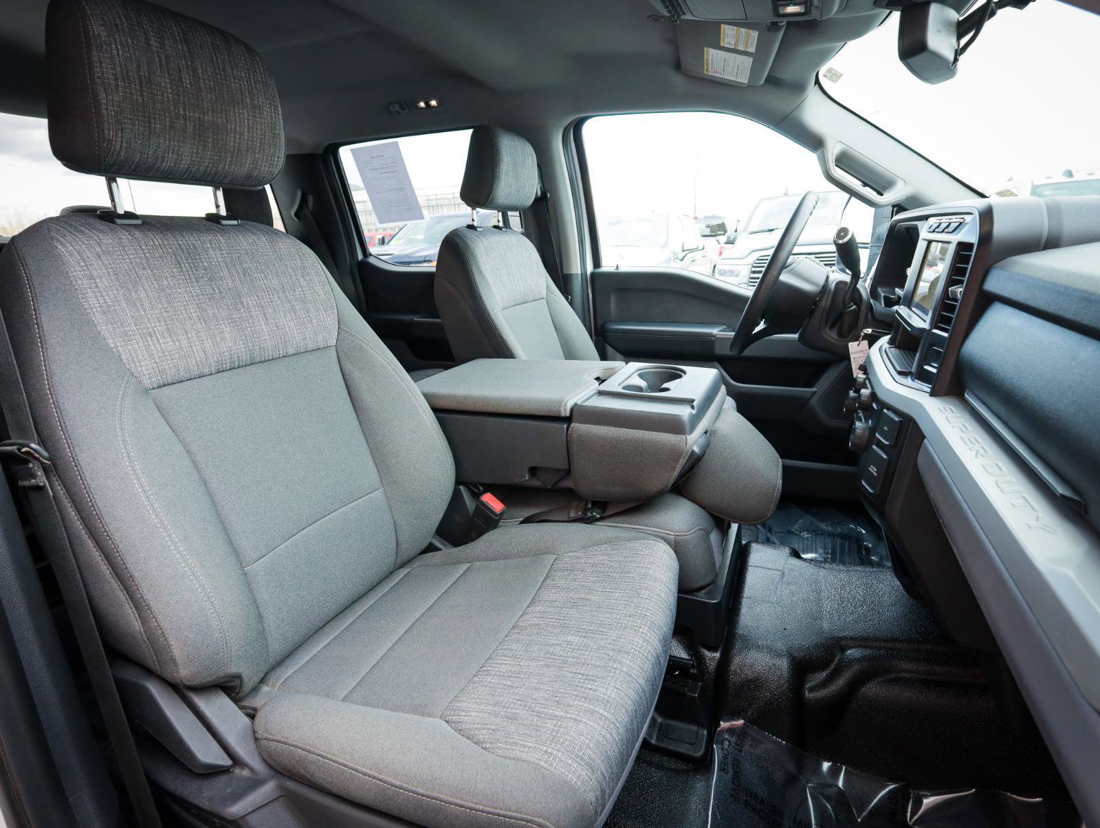 Used 2023 Ford F350 XLT w/ FX4 Off-Road Package image 23