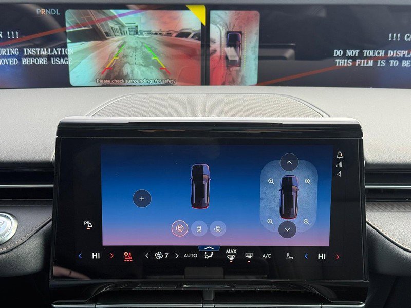 New 2026 Lincoln Nautilus Premier w/ Equipment Group 102A AWD/4WD image 11