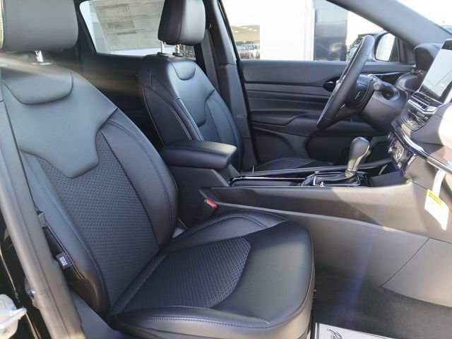 New 2026 Jeep Compass Latitude AWD/4WD image 15