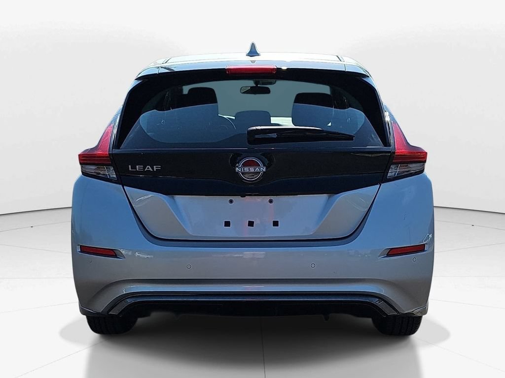 Used 2025 Nissan Leaf S FWD image 7