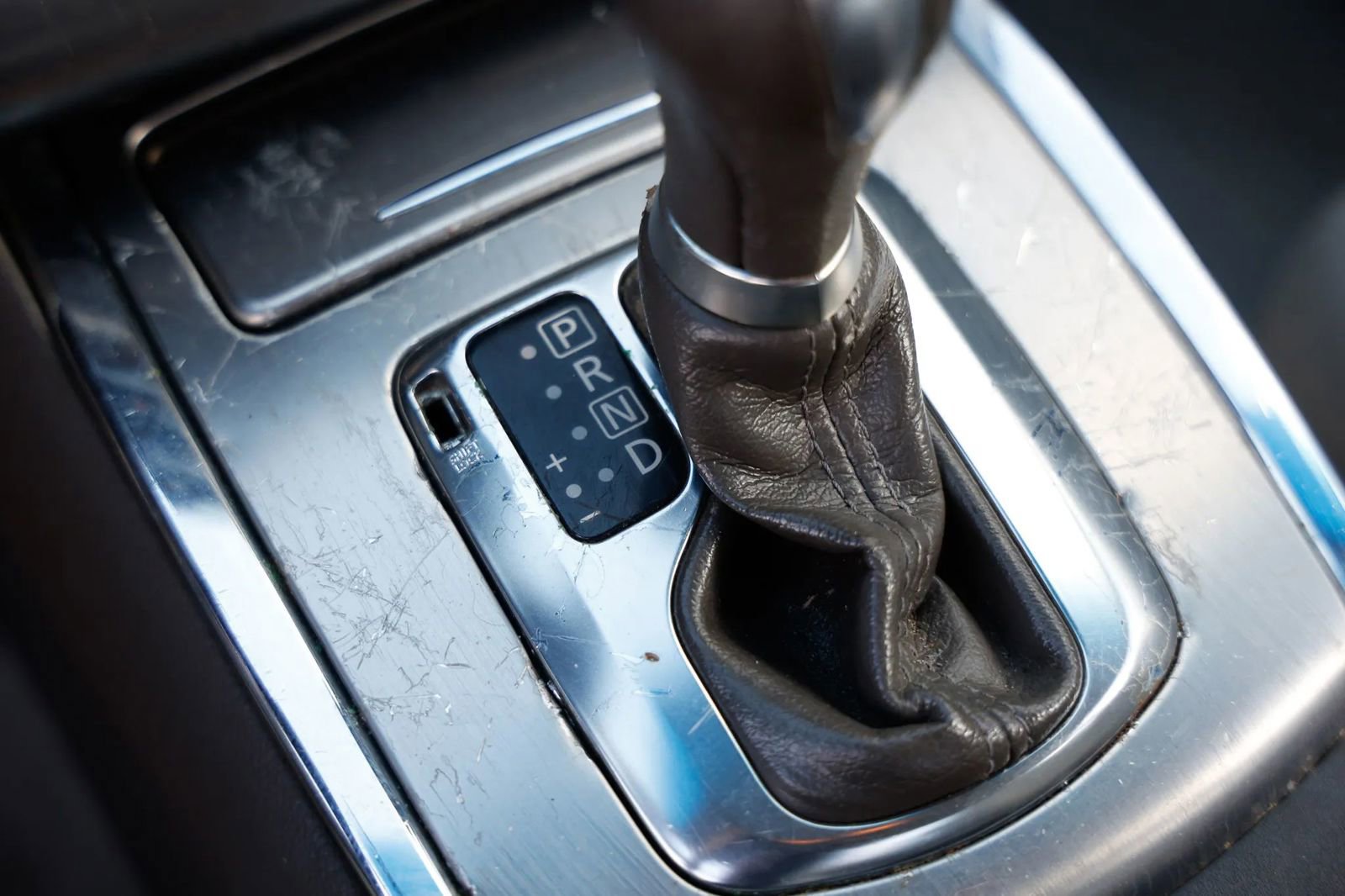 Used 2012 INFINITI G37 Journey w/ Premium Pkg image 37