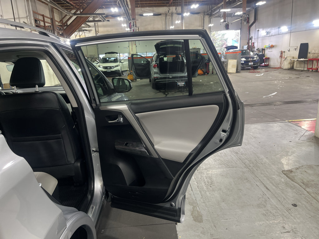 Used 2017 Toyota RAV4 Platinum w/ All Weather Liner Package AWD/4WD image 14