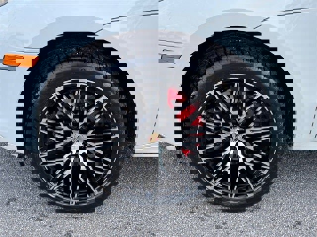 Used 2024 Porsche Macan S image 13