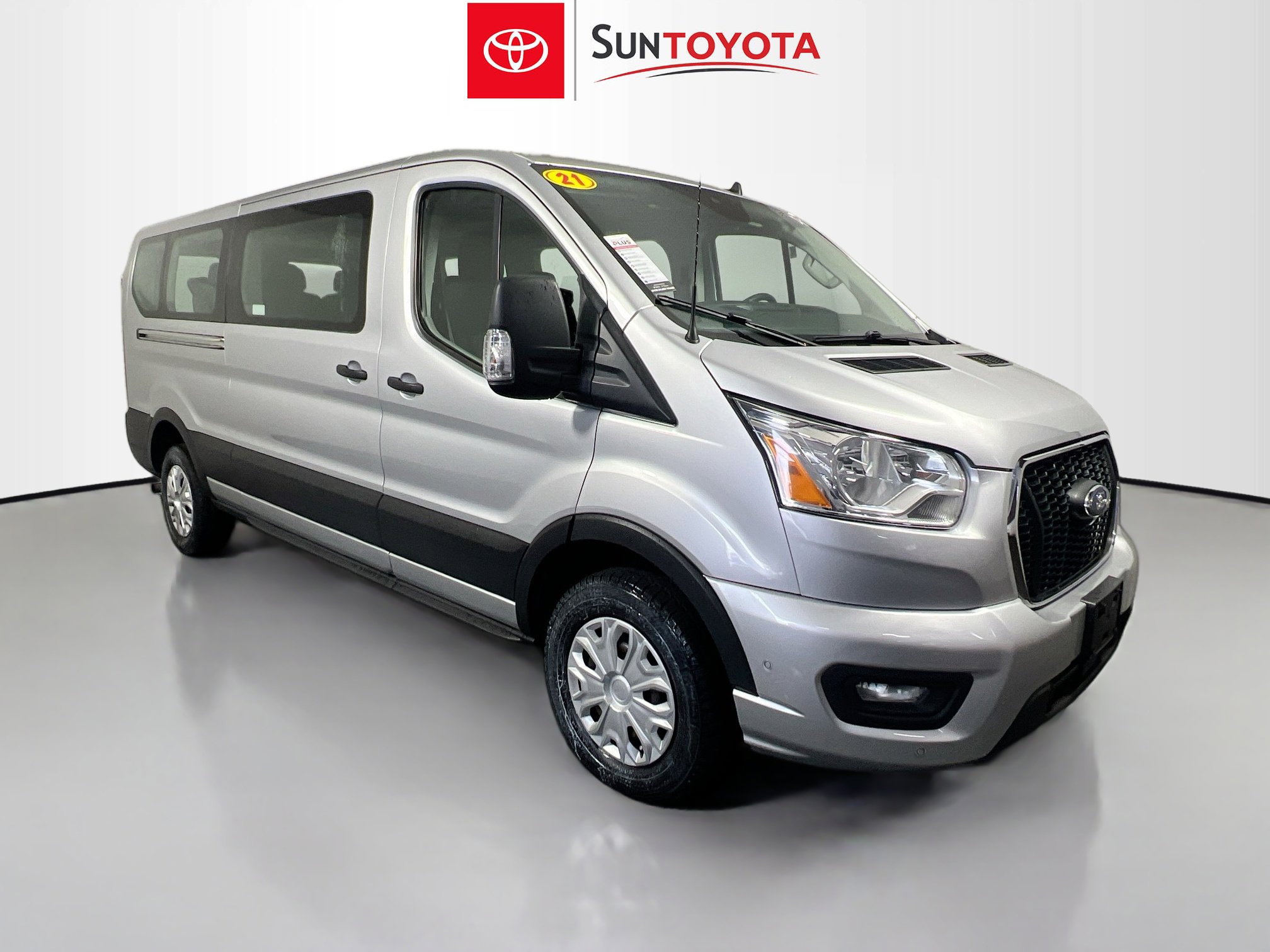 Used 2021 Ford Transit 350 XLT image 1