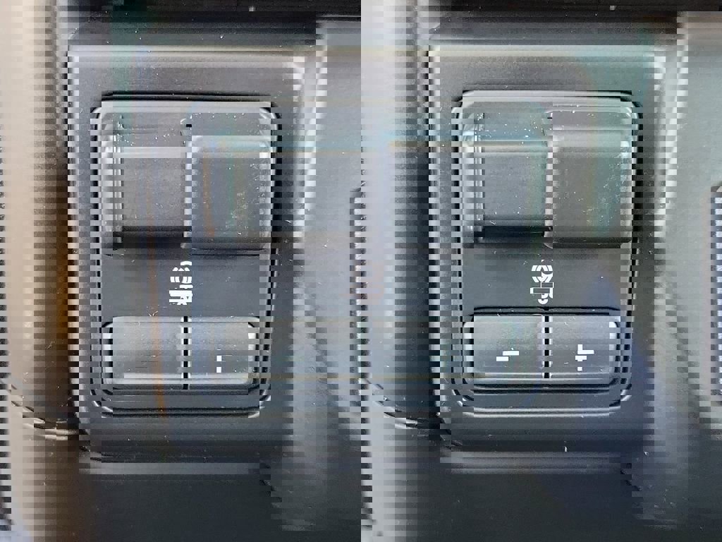 Used 2022 Chevrolet Silverado 3500 LT w/ Texas Edition image 36