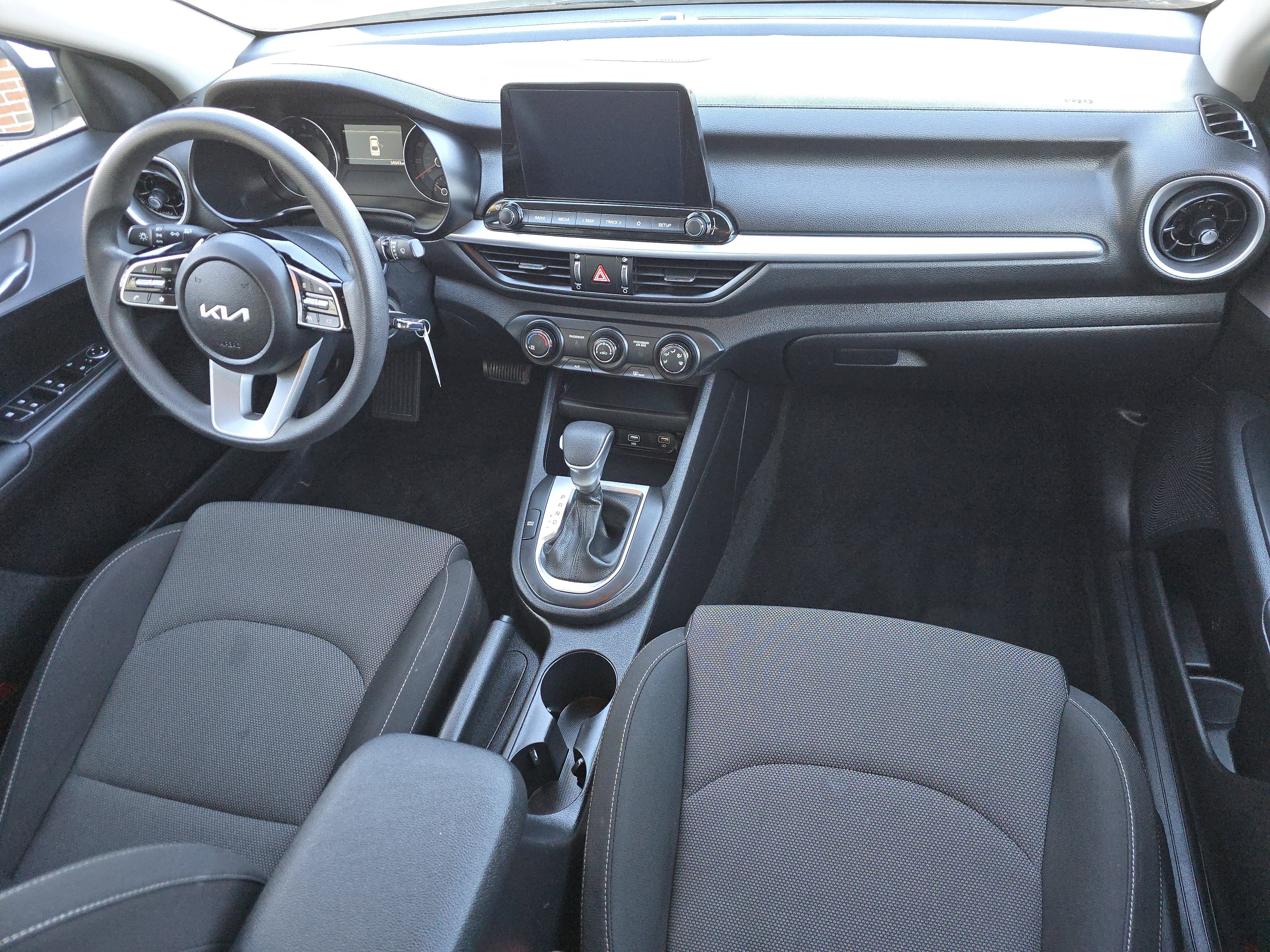 Used 2024 Kia Forte LXS image 16