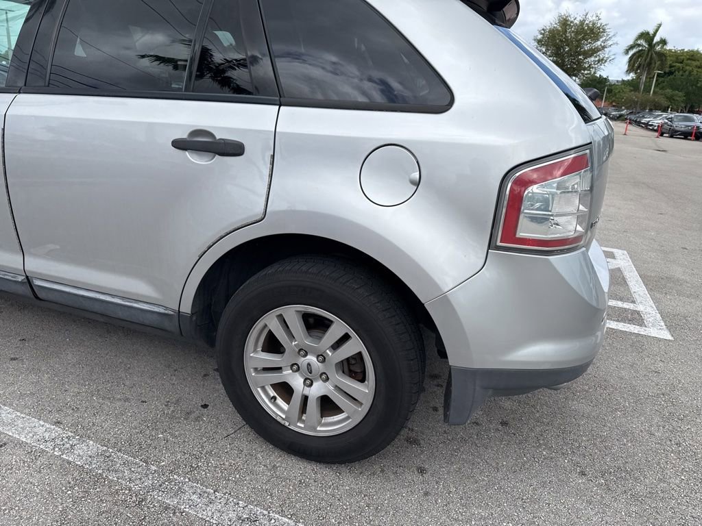 Used 2010 Ford Edge SE image 4