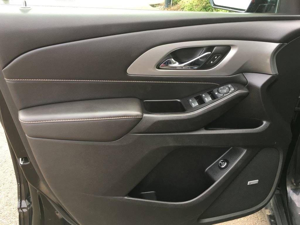Used 2020 Chevrolet Traverse RS w/ LPO, Floor Liner Package image 20