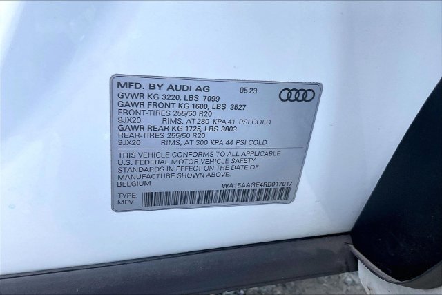 Certified 2024 Audi Q8 e-tron Premium Plus AWD/4WD image 35