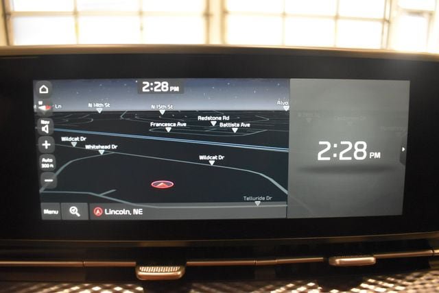 Used 2022 Kia Carnival SX Prestige FWD image 28