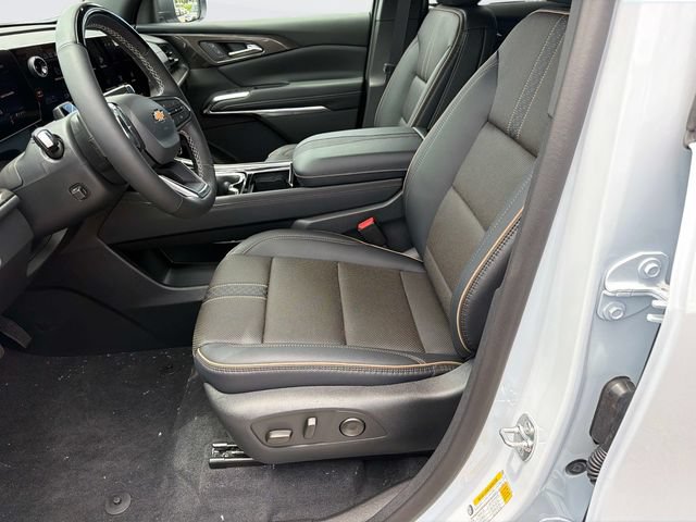 New 2026 Chevrolet Traverse High Country w/ LPO, Floor Liner Package AWD/4WD image 23
